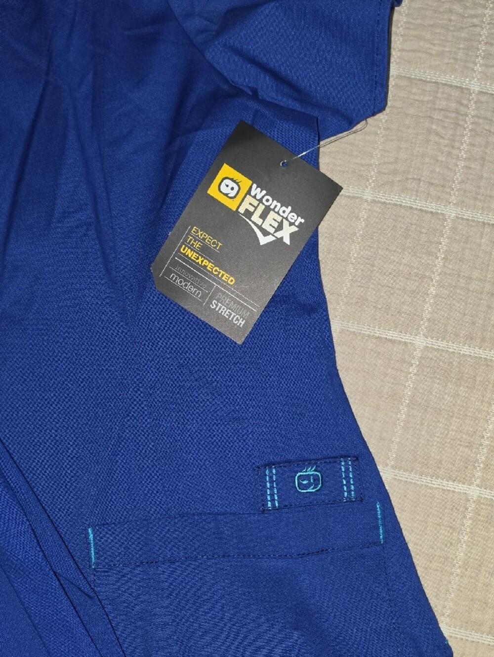 WonderWink Pro Navy Blue Women's Scrub Top & Pants Set - Picture 2 of 4